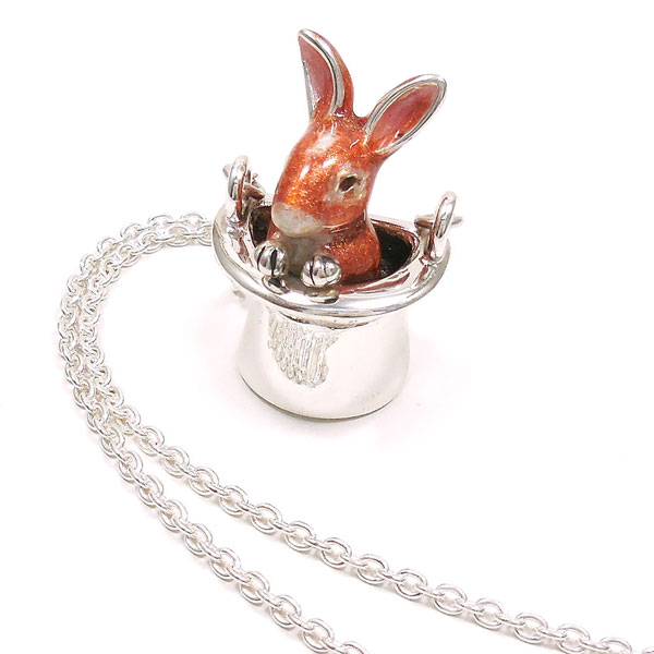 サツルノ:シルバーペンダントネックレス 帽子うさぎ ブラウン CSN14-FL50-60-BR ¥18,000(税抜) シルバー925